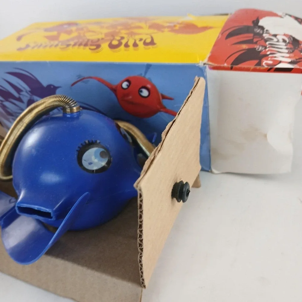 1970s WEIRD Vtg Plastic Swinging Bird Toy NOS NIB Our Own Import Hong Kong READ